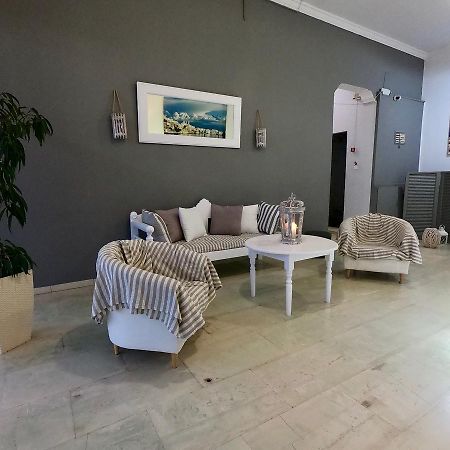 Vari Beach Hotel Luaran gambar