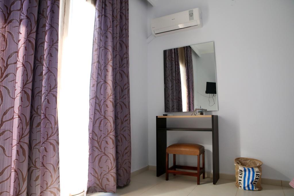 Vari Beach Hotel Luaran gambar