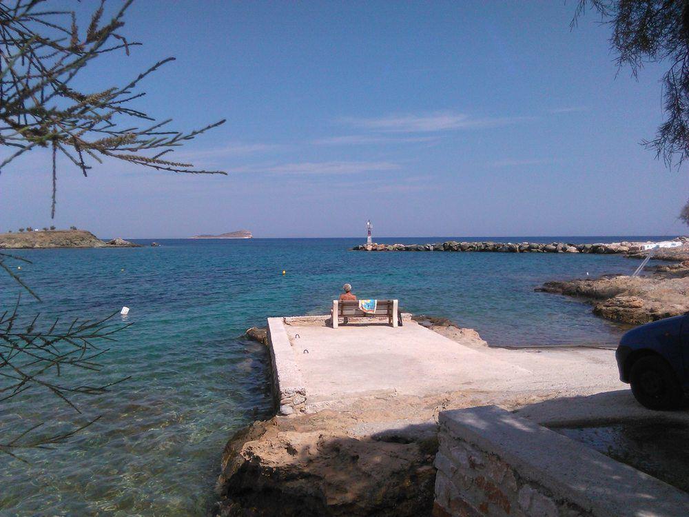 Vari Beach Hotel Luaran gambar