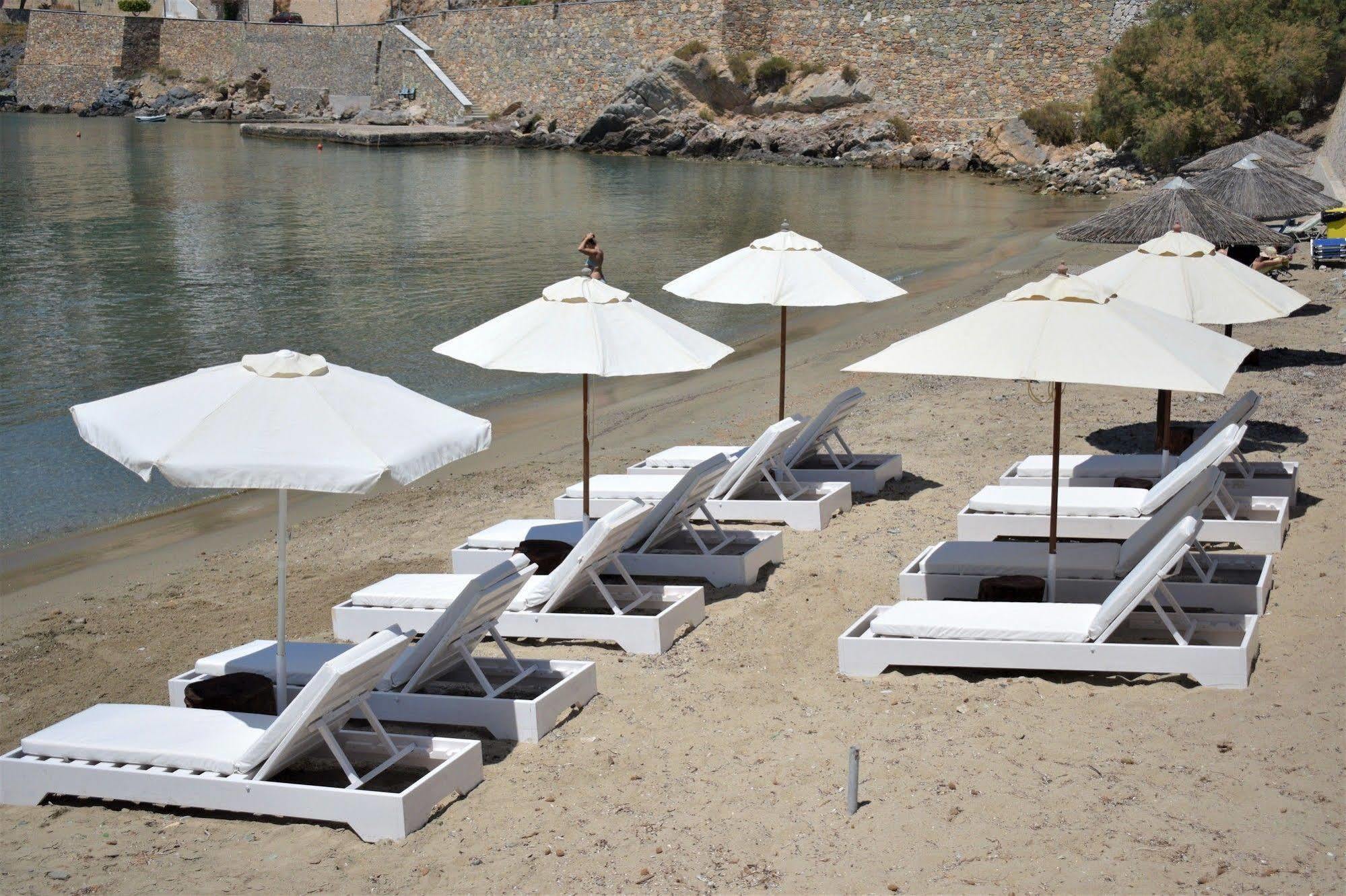 Vari Beach Hotel Luaran gambar